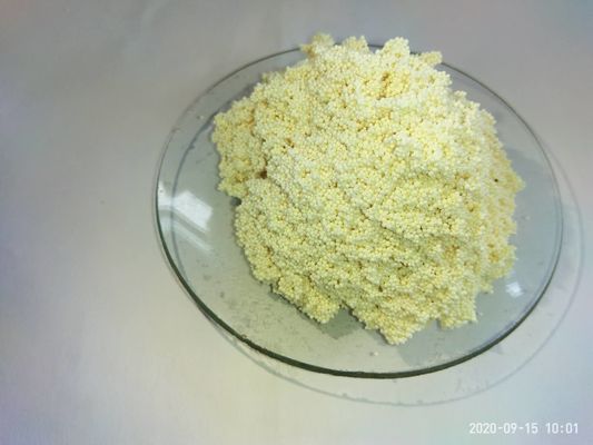A resina de troca de aniões de base forte do tipo gel D201U foi adaptada para fins de extração de urânio, empregando água pura suavizada na preparação de soluções de dessalinização.