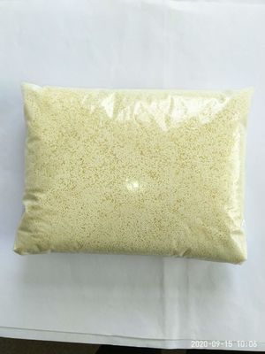 A resina de troca de aniões de base forte do tipo gel D201U foi adaptada para fins de extração de urânio, empregando água pura suavizada na preparação de soluções de dessalinização.